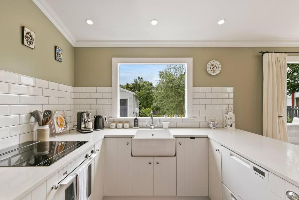 Historic Charm In Greytown - Cosy Kowhai Cottage Kültér fotó