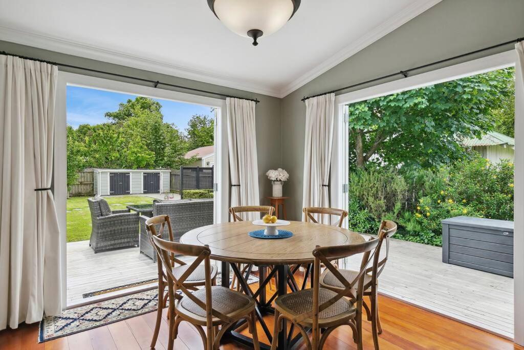 Historic Charm In Greytown - Cosy Kowhai Cottage Kültér fotó